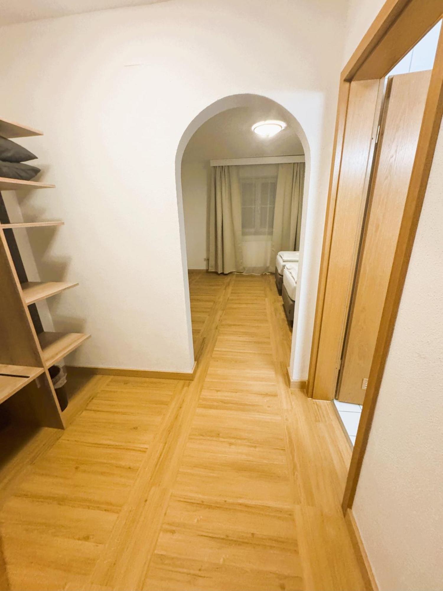 A8 Hotel Im Darchinger Hof Bed & Breakfast - Zwischen Holzkirchen Und Weyarn - Zwischen Muenchen Salzburg Und Innsbruck - Kurz Vor Dem Irschenberg Exteriör bild