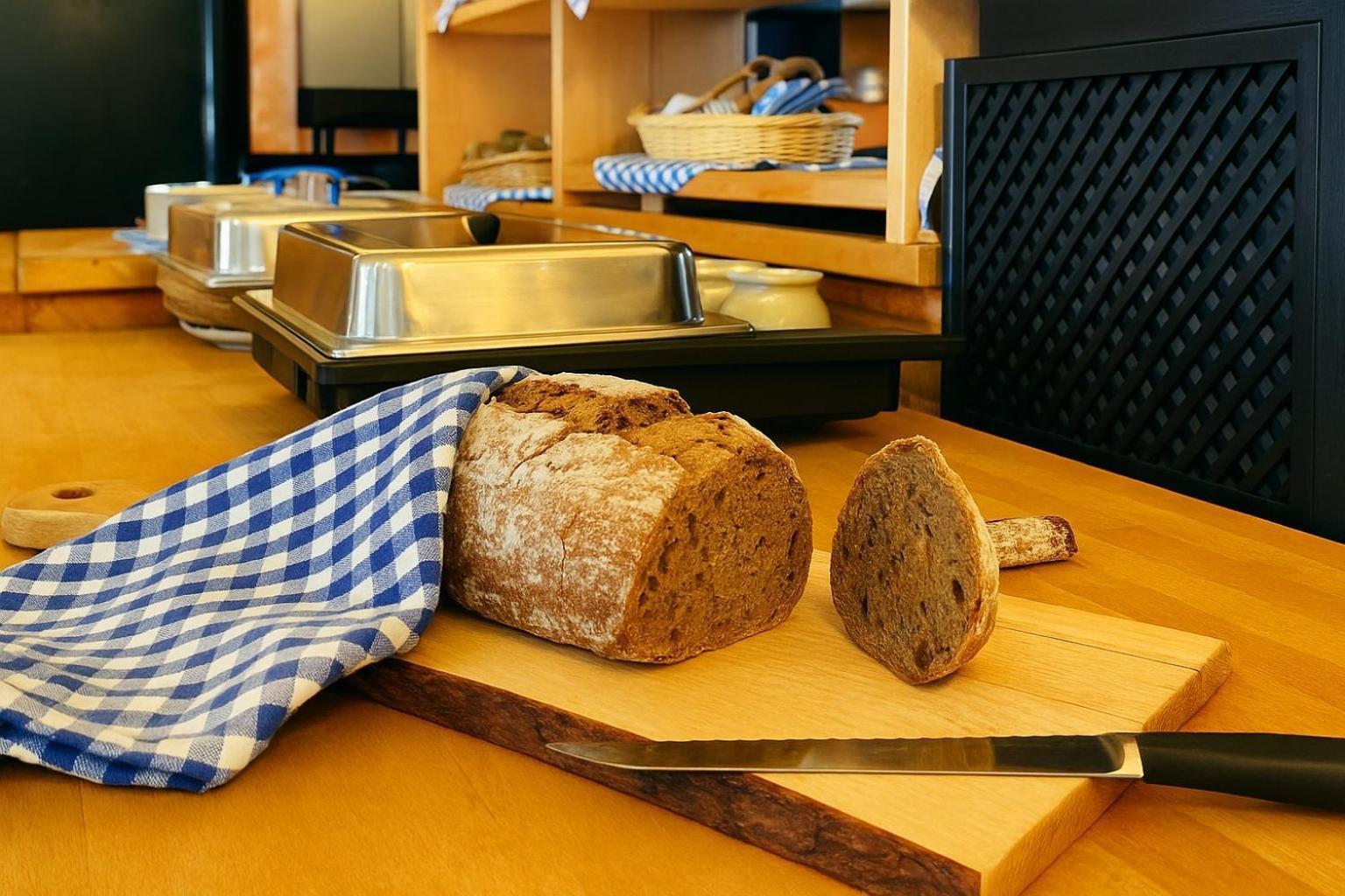 A8 Hotel Im Darchinger Hof Bed & Breakfast - Zwischen Holzkirchen Und Weyarn - Zwischen Muenchen Salzburg Und Innsbruck - Kurz Vor Dem Irschenberg Exteriör bild